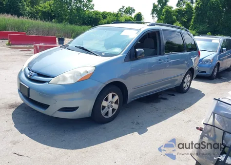 2010 Toyota Sienna Le from USA, damaged, VIN 5TDKK4CC7AS323234